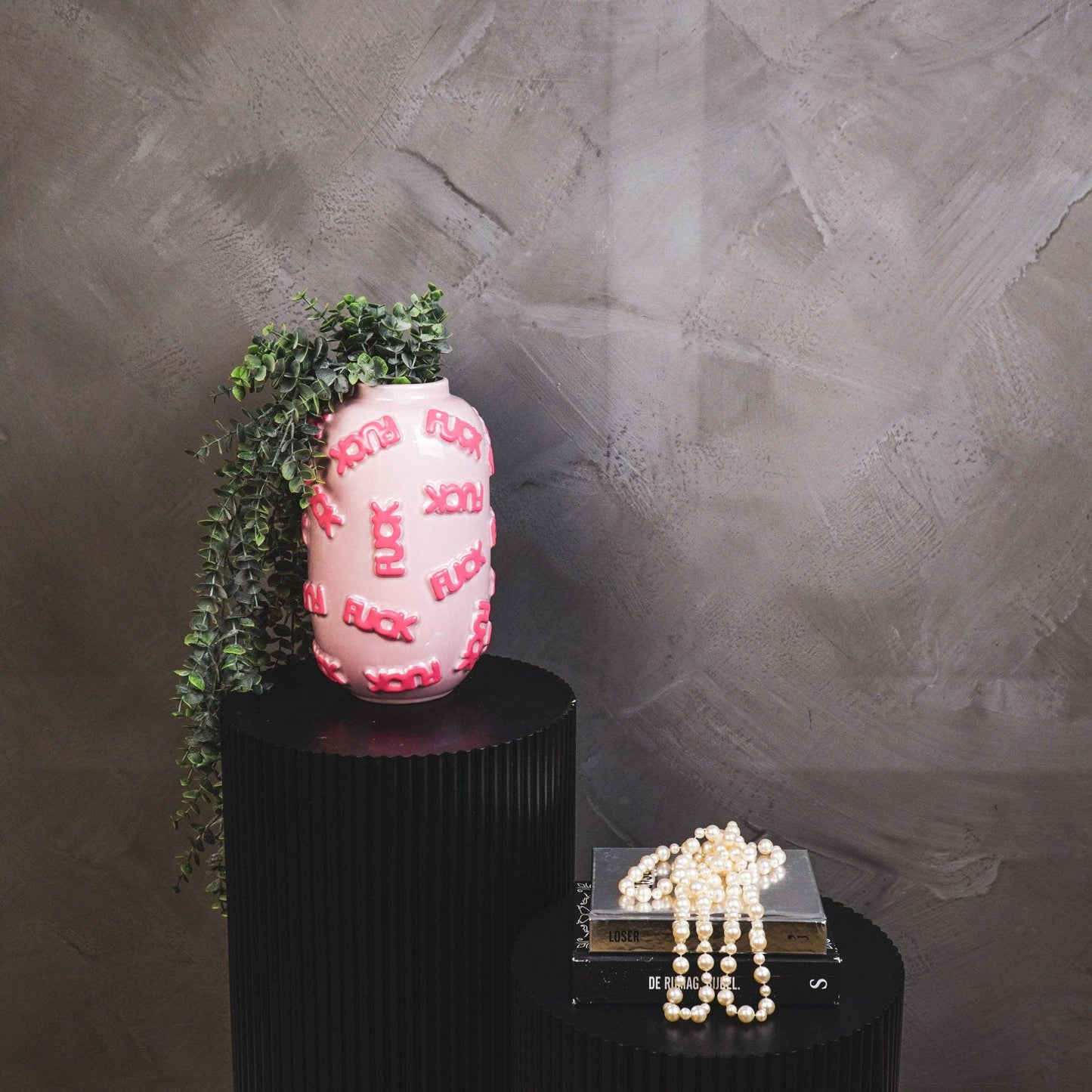 Vase - 'FUCK' - Keramik - Rosa - 17x17x27cm