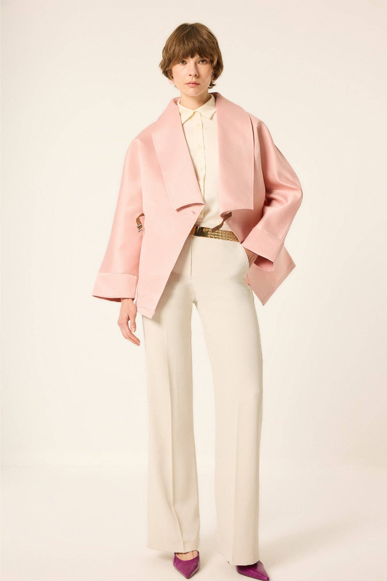 Satin-Wickeljacke mit Ledergürtel – Oversized