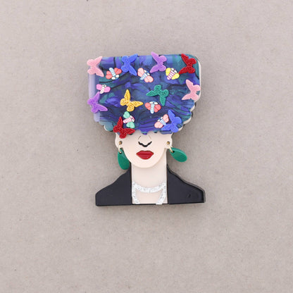 Frida Spring Brosche aus Kunstharz: Kombiniert 1