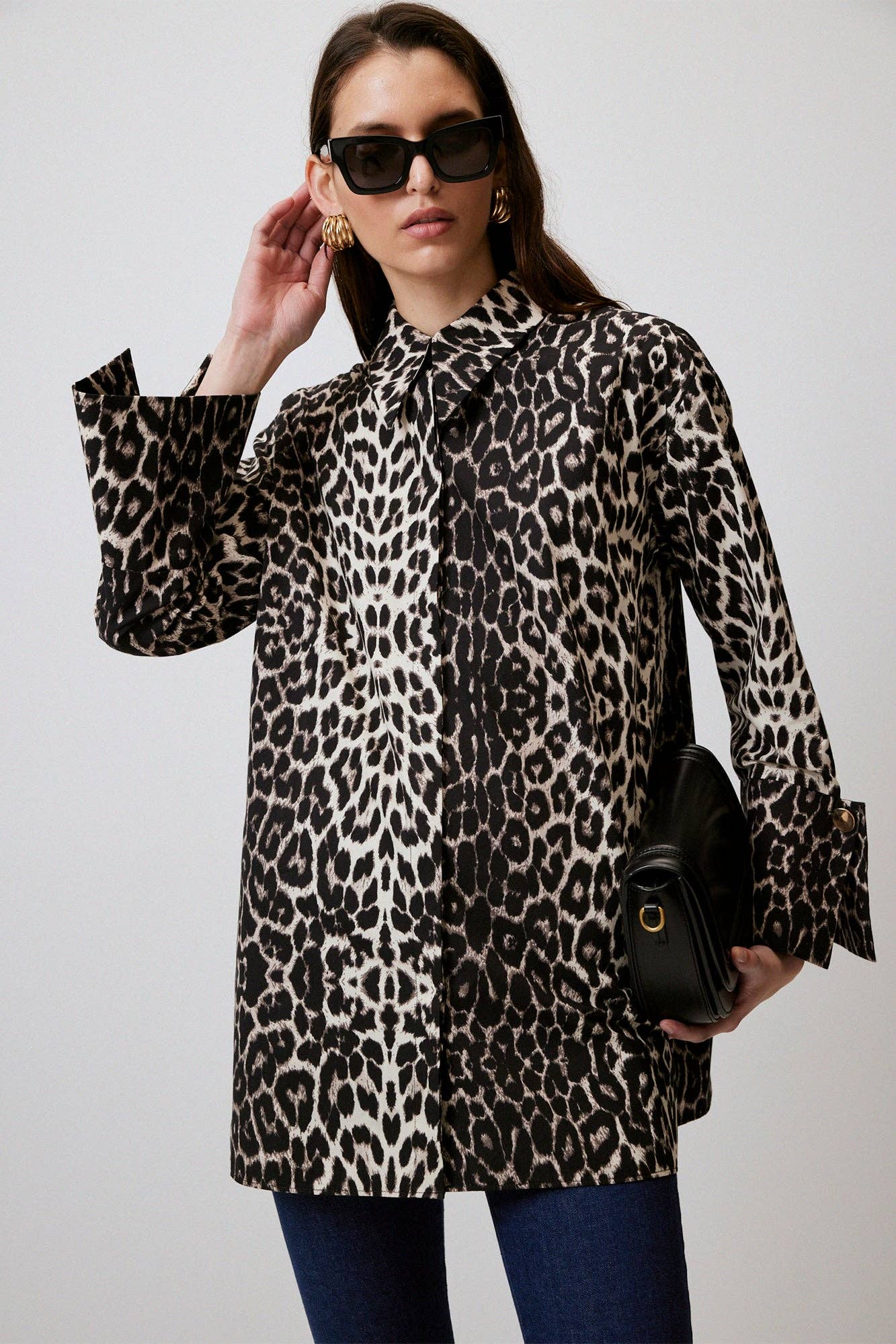 Leopardenmuster Baumwollhemd mit breiten Manschetten: Leopar / S