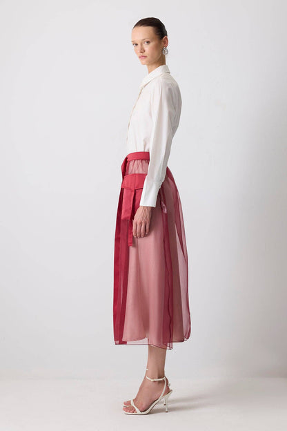 Mehrlagiger Organza-Maxirock mit Gürtel – Transparente Überlagerung: Bordo / Standart
