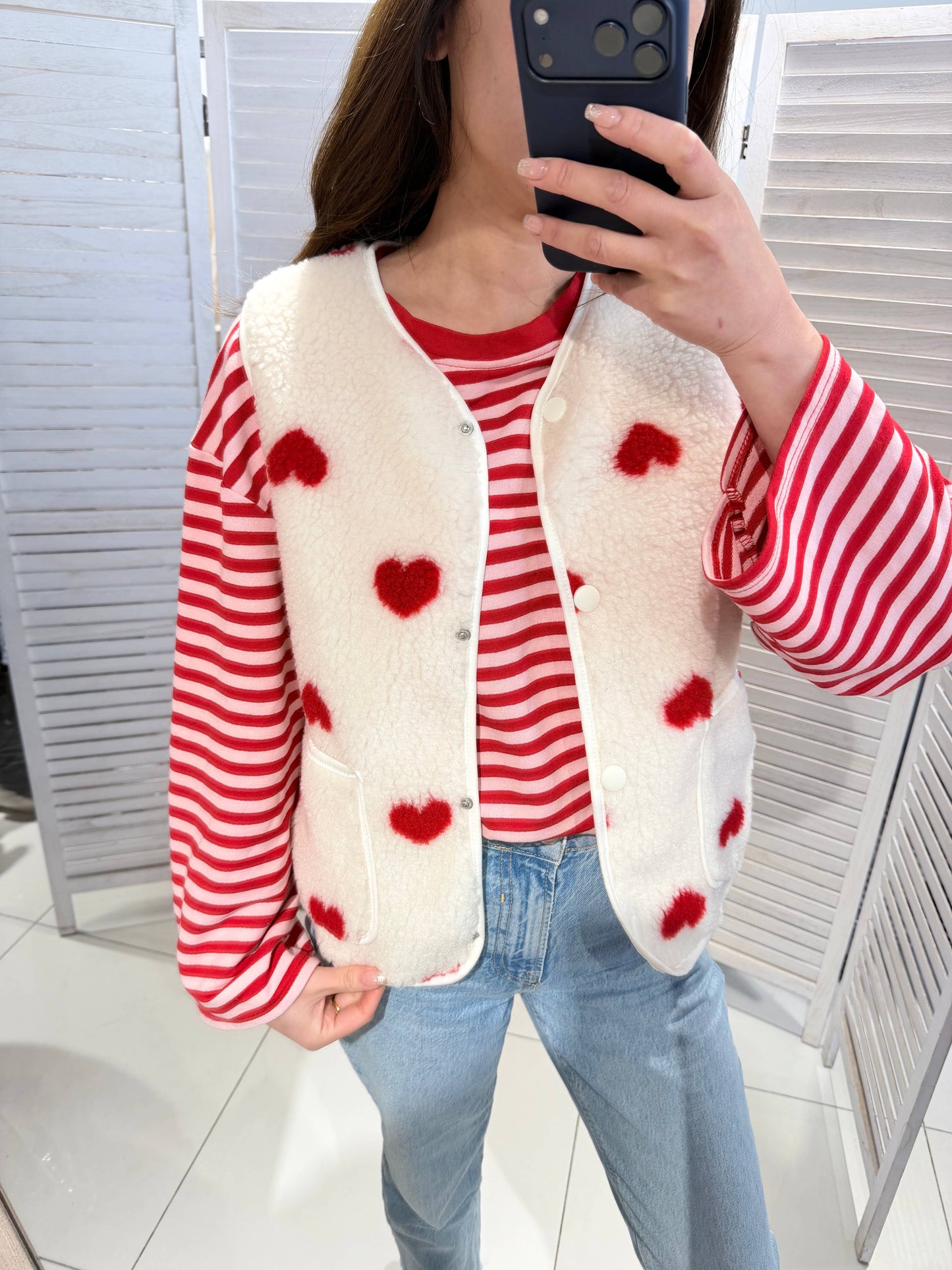 Cardigan mit verspieltem Herzmuster: Blanc / TU