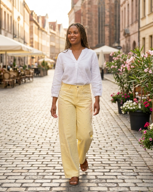Jeans in Gelb mit Perlen und Strasssteine