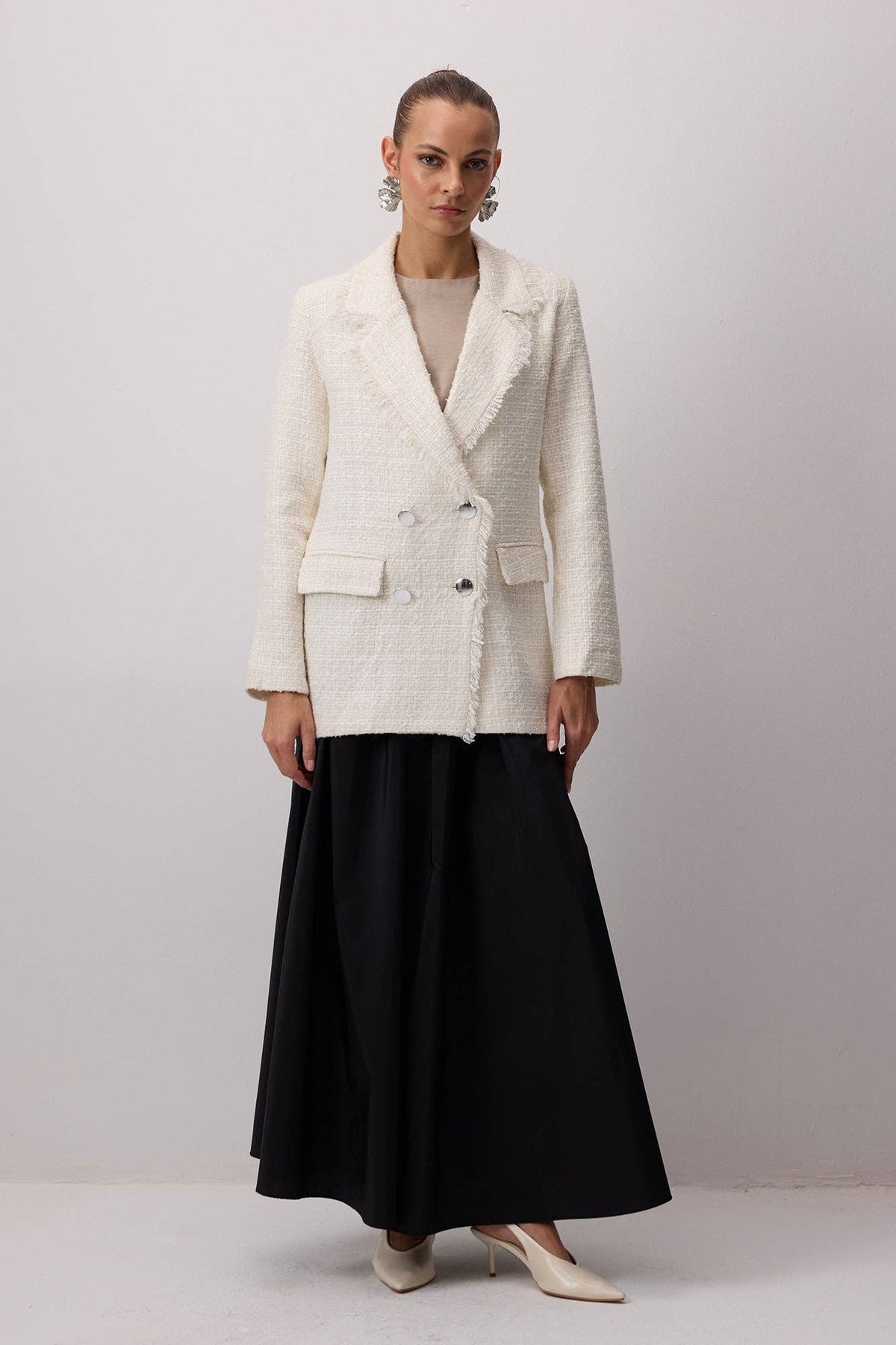 TWEEDJACKE MIT FRANSEN: Ecru / M