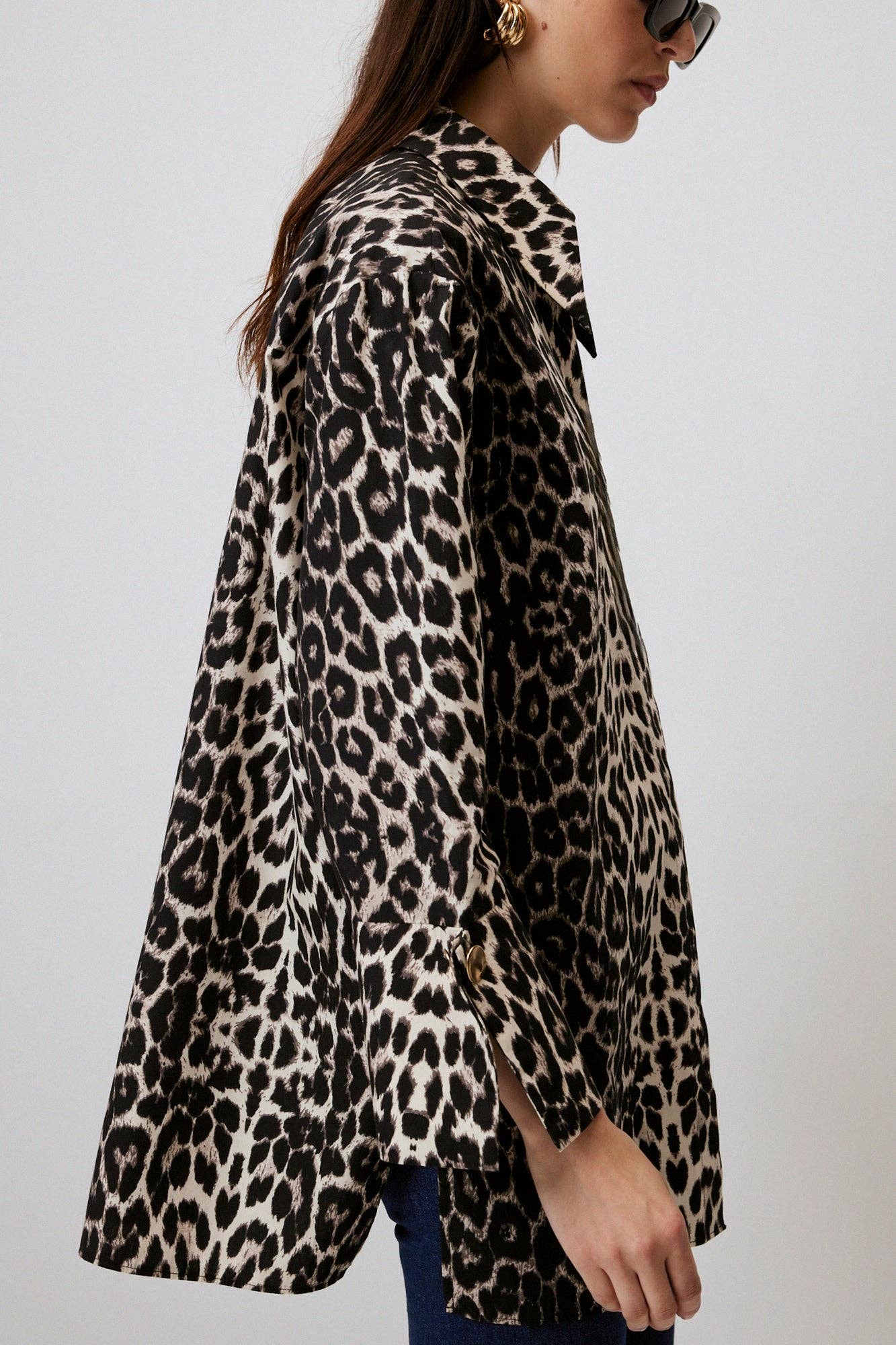 Leopardenmuster Baumwollhemd mit breiten Manschetten: Leopar / S